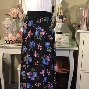 Lularoe Lucy Floral XL